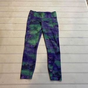 Lululemon size 6 time to shine